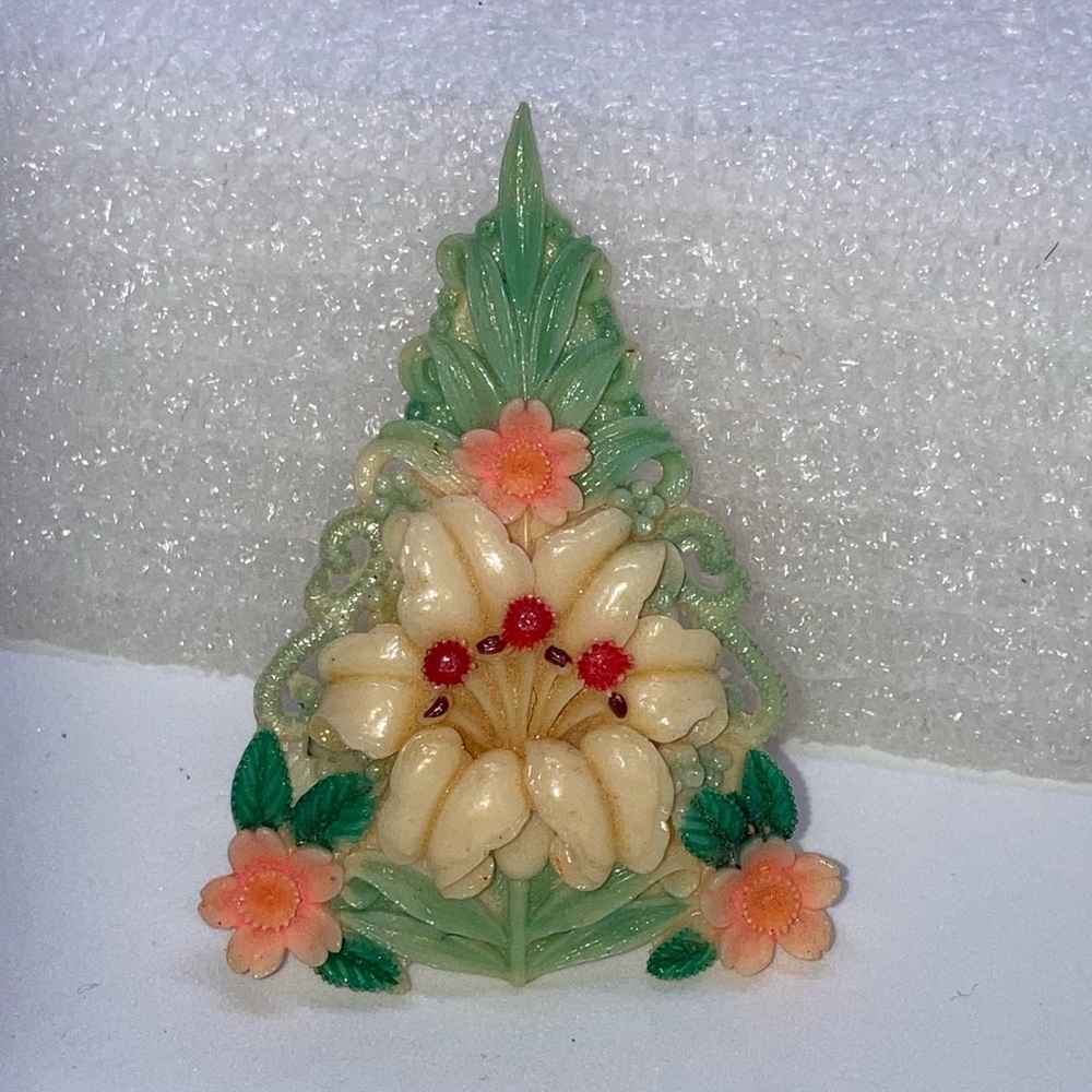 Vtg 1930s Japan Celluloid Floral Art Deco Art Nouveau Style Brooch 2.5” x 1.8”